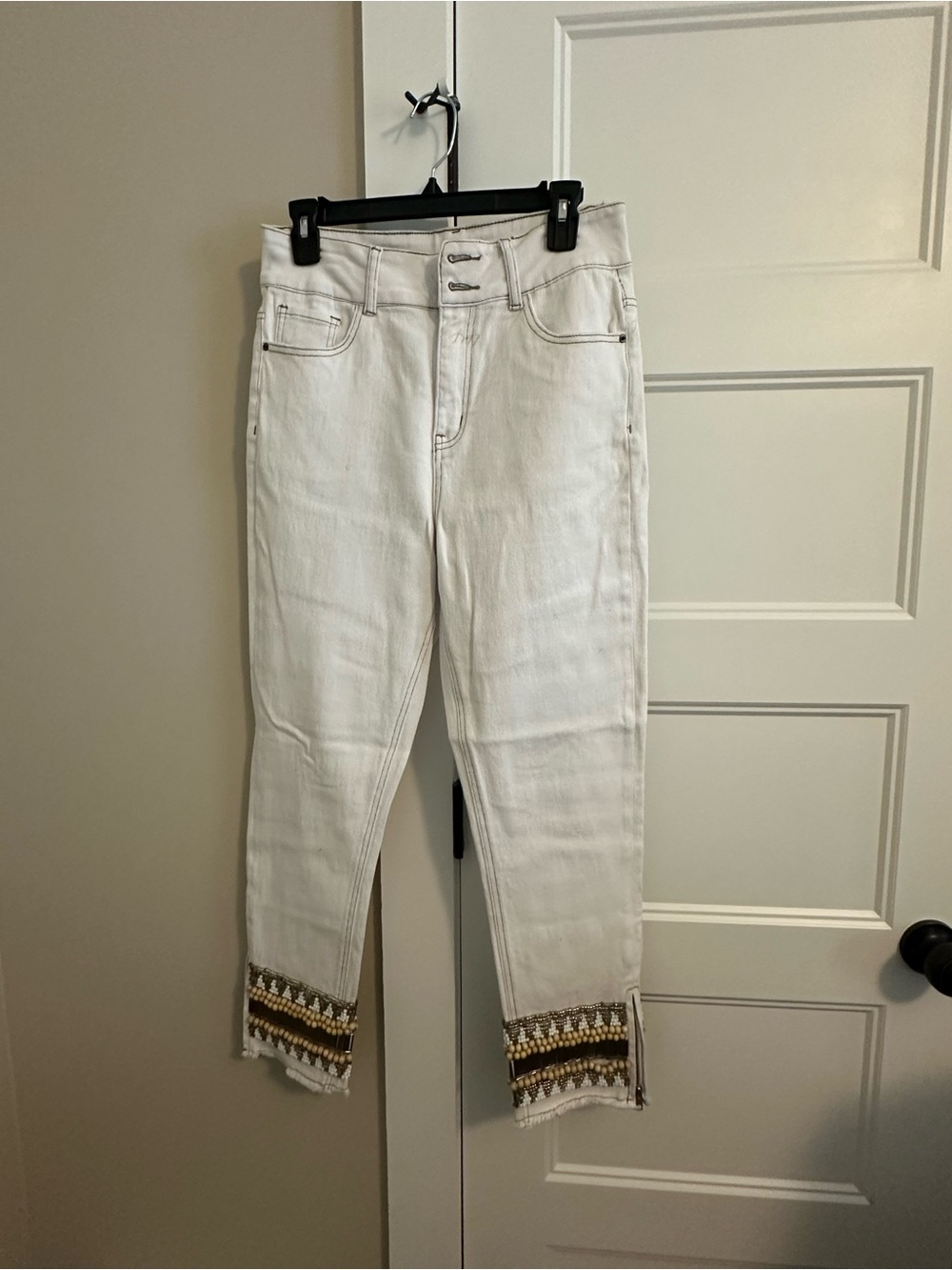 Luxe White Cropped Jeans with Embroidered Hem